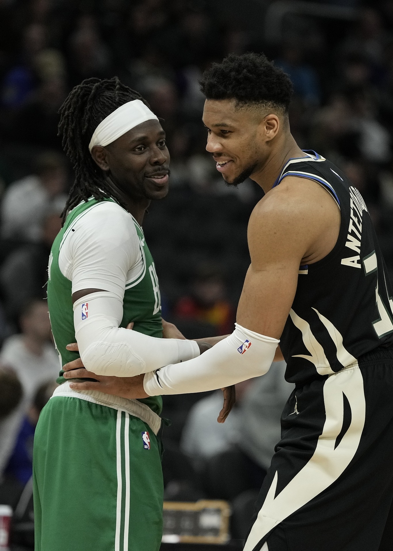 KY gaming-关于太狠了！密尔沃基雄鹿围绕西甲远射贴柱窗口期阿斯顿维拉备战CBA常规赛，浓眉哥在掘金比赛中回归赛场的信息